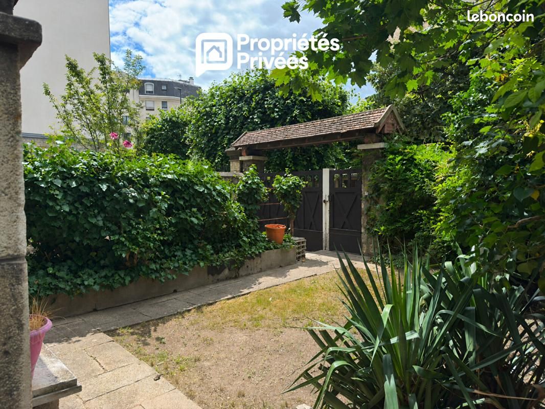 Maison 8 pièces 235 m² · à La Garenne-Colombes · 235 m² · 1 550 000 €