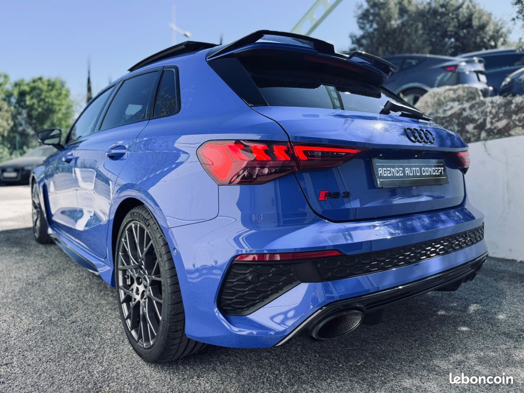 Audi RS 3 PERFORMANCE EDITION 2.5 TFSI 407 CV 1 OF 300 + TOIT OUVRANT + B&O + FREINS CERAMIQUE + GARANTIE 12 MOIS (image 6)