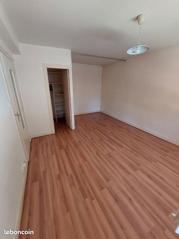 Appartement 2 pièces 30 m² · à Clermont-Ferrand · 30 m² · 590 €/mois