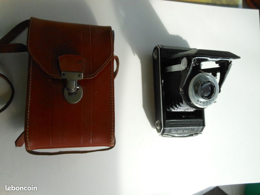 Ancien Appareil Photo Kodak Instamatic 33 Et Lot D'accessoir Nancy 54000