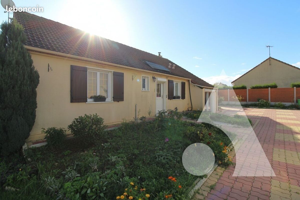 Maison 4 pièces 106 m² · à Estrées-Saint-Denis · 106 m² · 245 000 €
