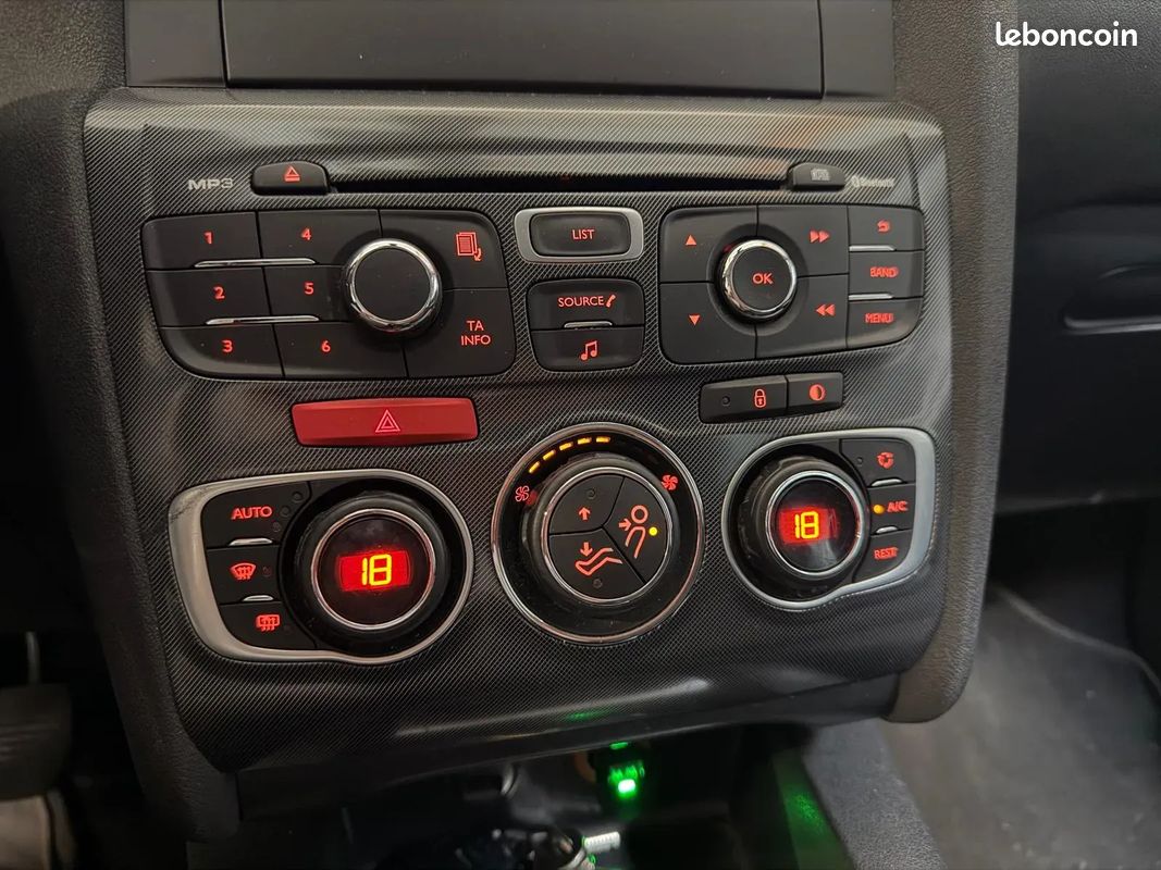 CITROEN C4 1.6 VTi 120ch Confort - Origine France - 2eme main - Moteur à chaine - Ethanol - Clim Auto - Bluetooth - Radar de recul (image 14)