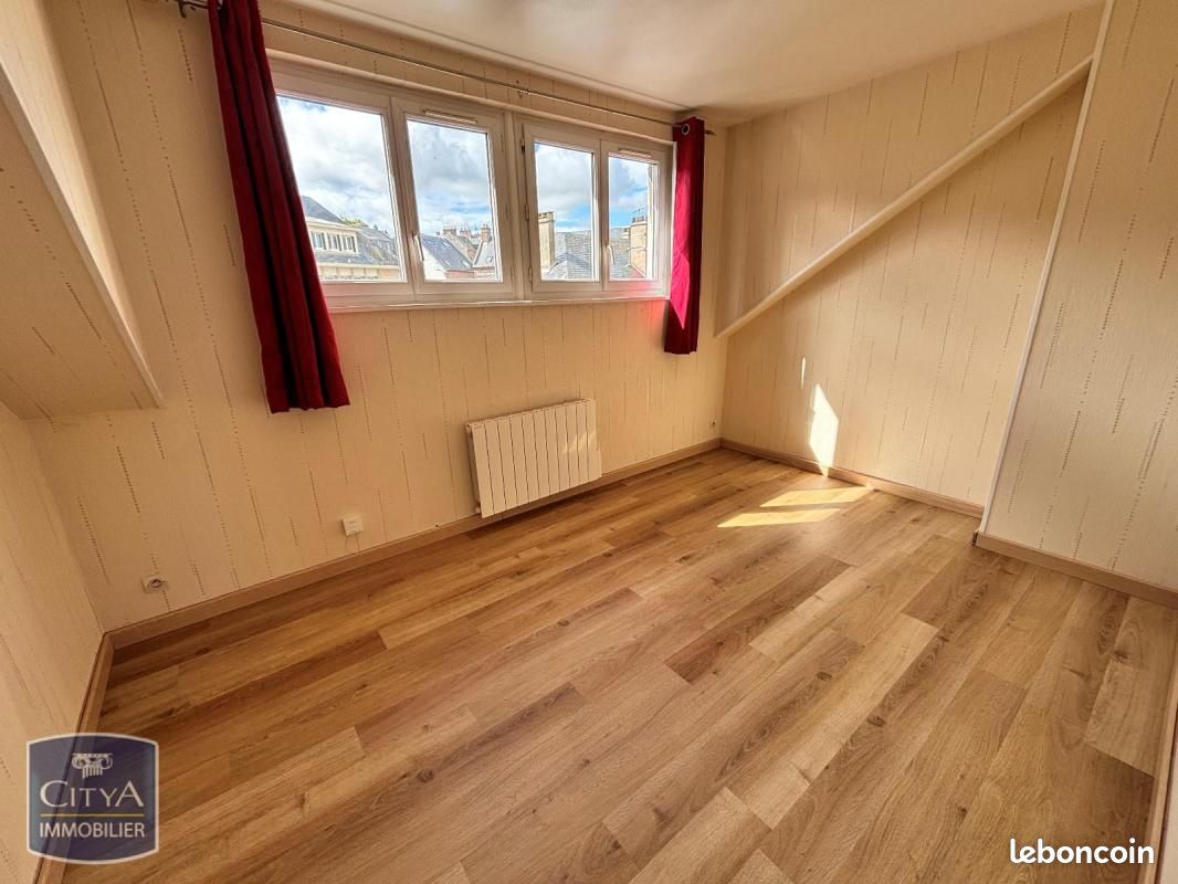 Appartement 2 pièces 37 m² · à Saint-Valery-en-Caux · 37 m² · 570 €/mois