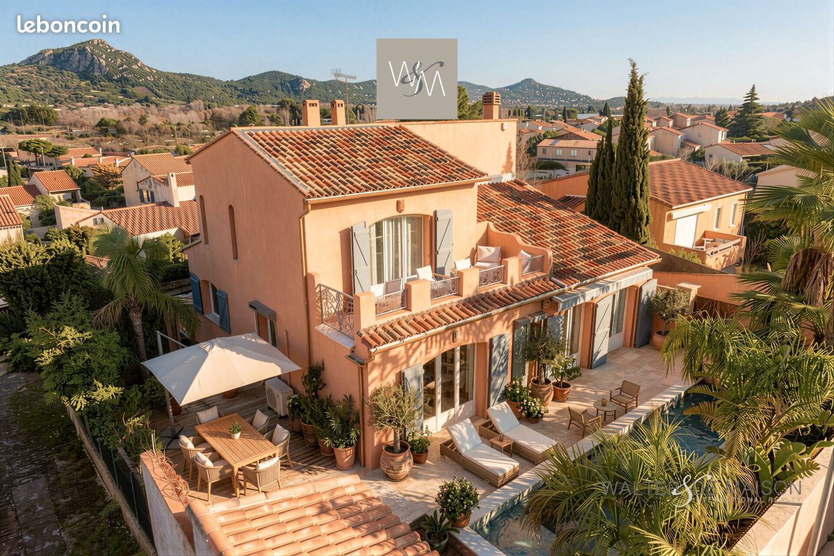 Maison 5 pièces 144 m² · à La Crau · 144 m² · 698 000 €