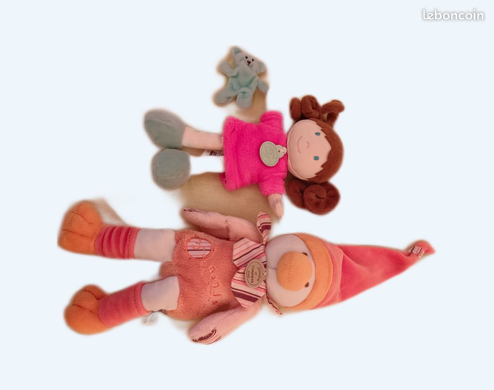 Doudou et poupée (image 1)