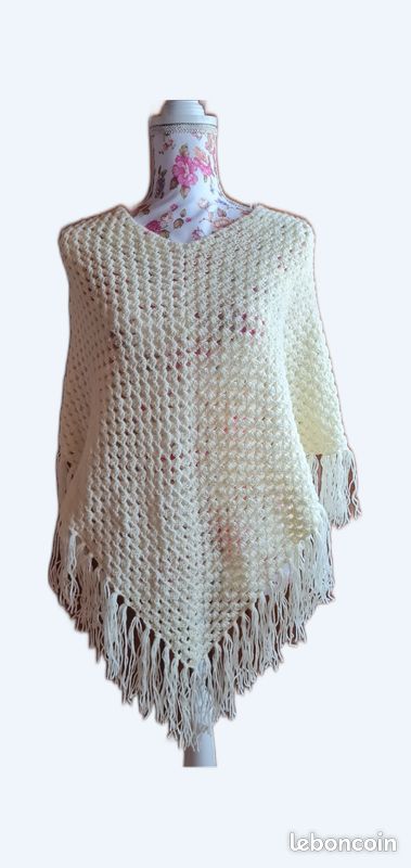 Poncho femme (image 1)