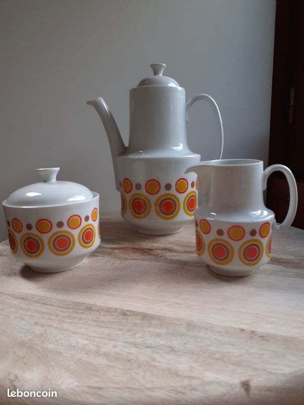 Sucrier, pot à lait et 4 sous-tasses en porcelaine M&S - Label Emmaüs