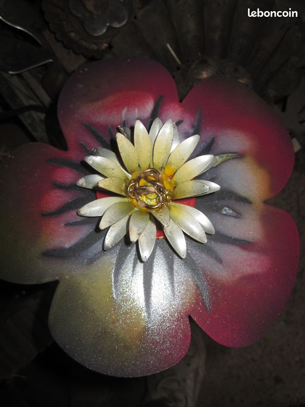 Effet Fleurs "les Grandes Corolles", Métal Création Artisanale, Pièce Unique Maison Jardin (image 13)