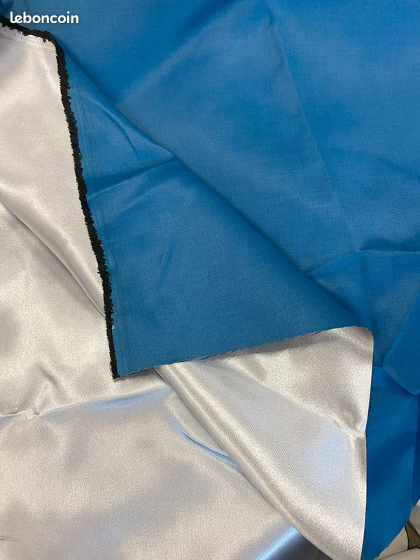 Tissu réversible Bleu/argenté satin épais environ 100x100 cm (image 1)
