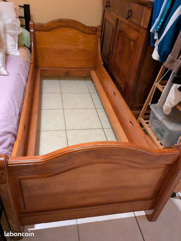 Lit ancien gain de place (image 1)