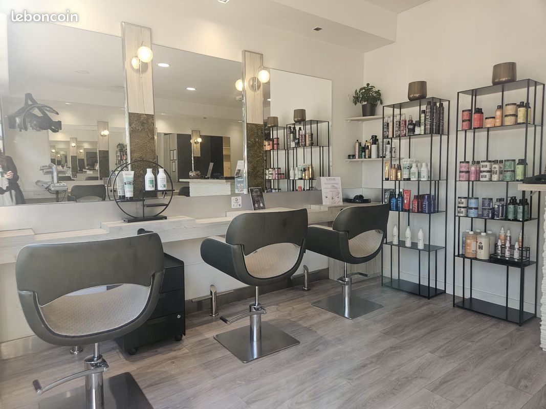 Mobilier salon de coiffure (image 2)