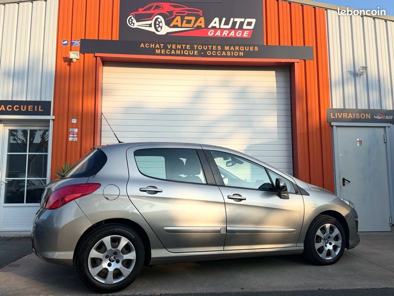 PEUGEOT 308 ACTIVE 1.6 E-HDi 112CV BVM6 – GPS – CLIM AUTO – GARANTIE – DISTRIBUTION NEUVE (image 2)