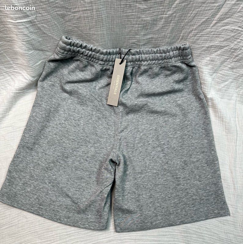 Short essentiels (image 2)