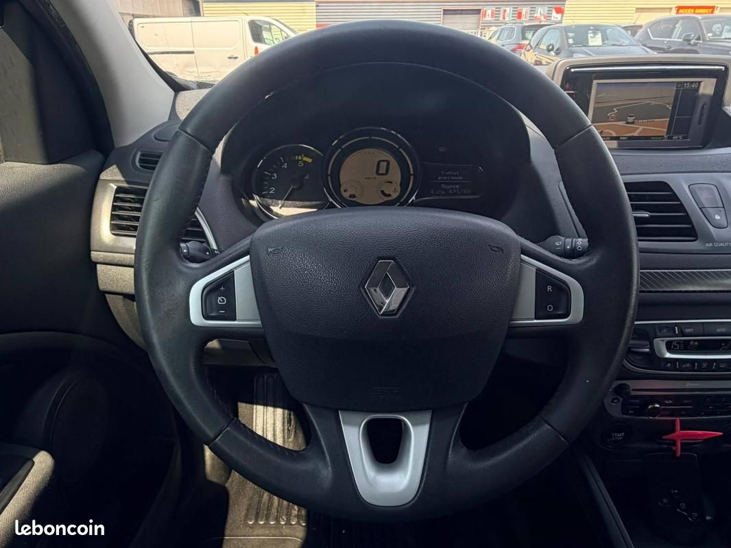 Renault Mégane III (B95) 1.5 dCi 110ch FAP Business eco² (image 16)