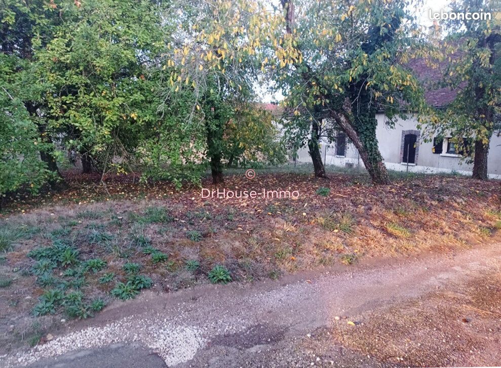Terrain 658 m² · à Montholon · 658 m² · 17 500 €