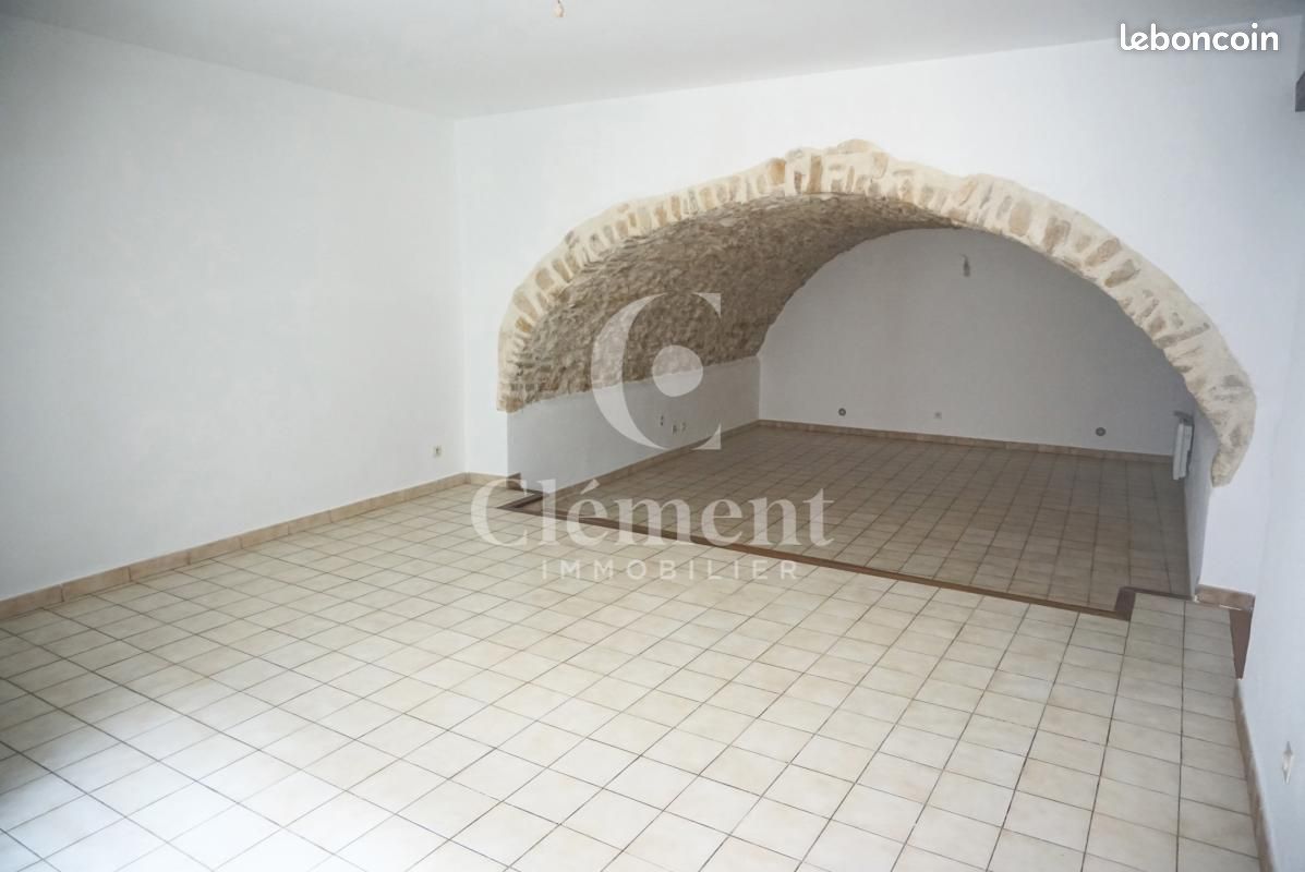 Appartement 3 pièces 69 m² · à Piolenc · 69 m² · 85 000 €