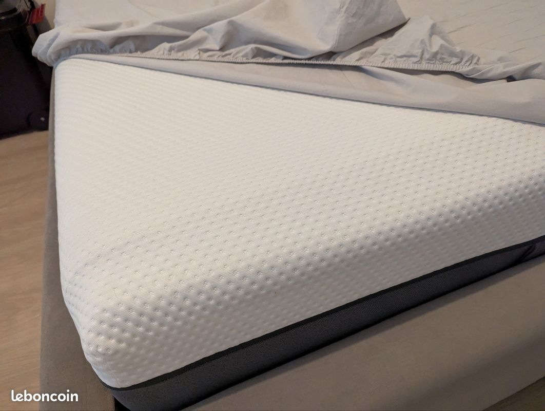 Lit guy laroche matelas emma comme neuf (image 5)