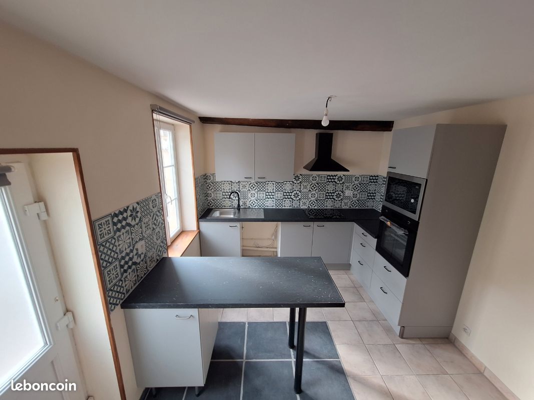 Appartement 3 pièces 62 m² · à Falaise · 62 m² · 750 €