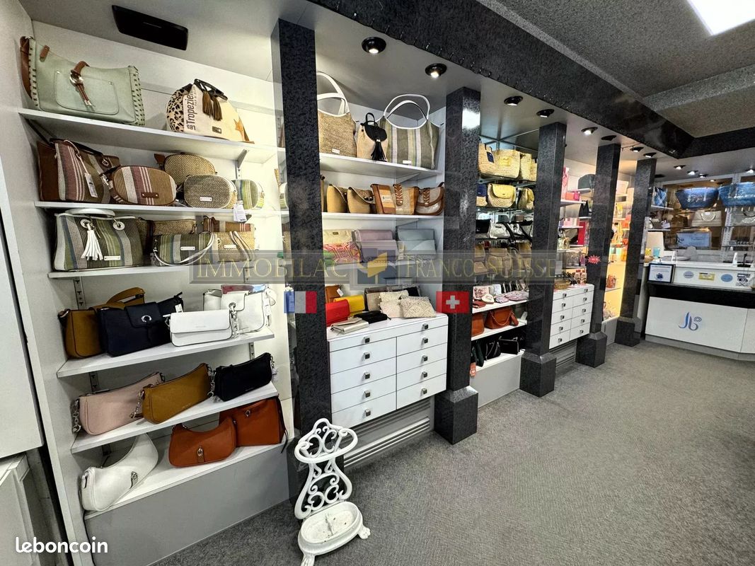 Fonds de commerce, parfumerie 78 m² Bonneville (image 2)