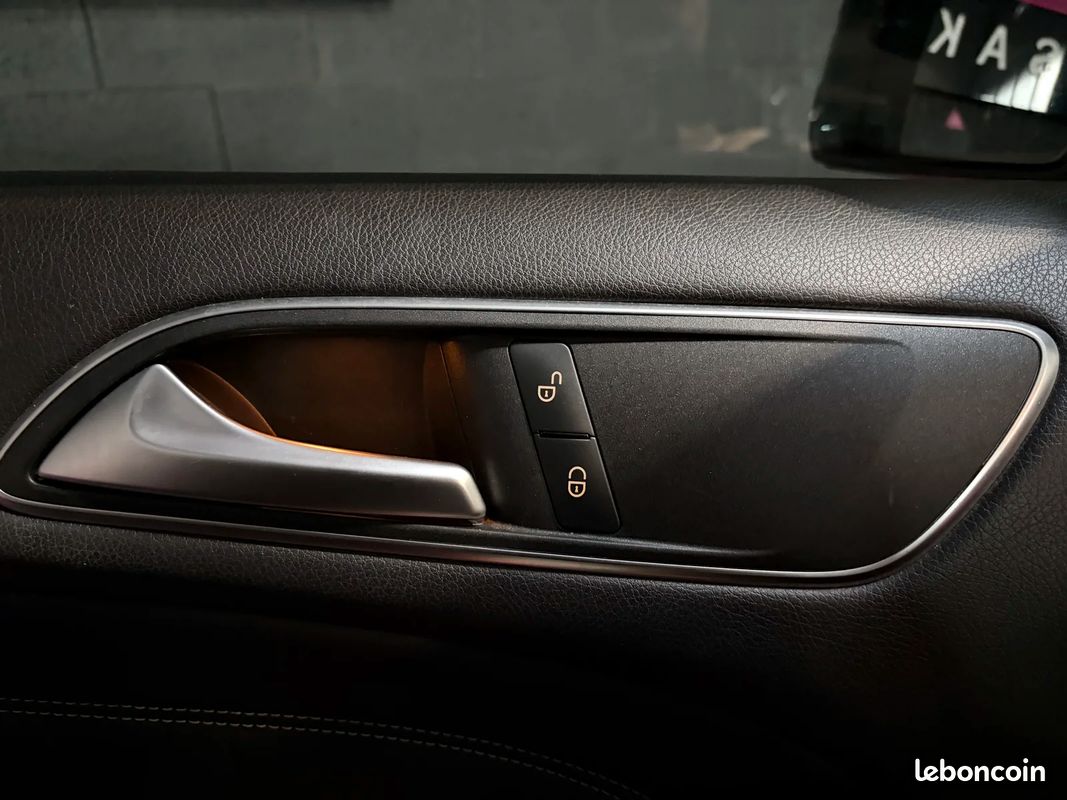 Mercedes-Benz CLASSE B B 180 CDI (246.200) (image 24)