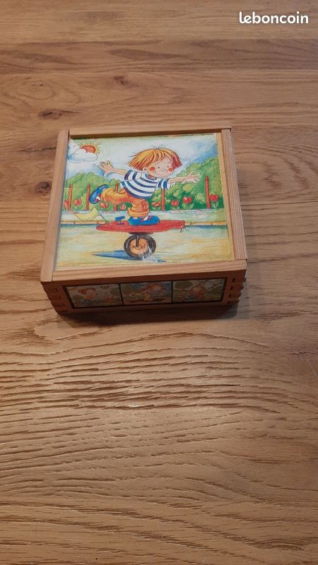 Puzzle bois cubes (image 1)