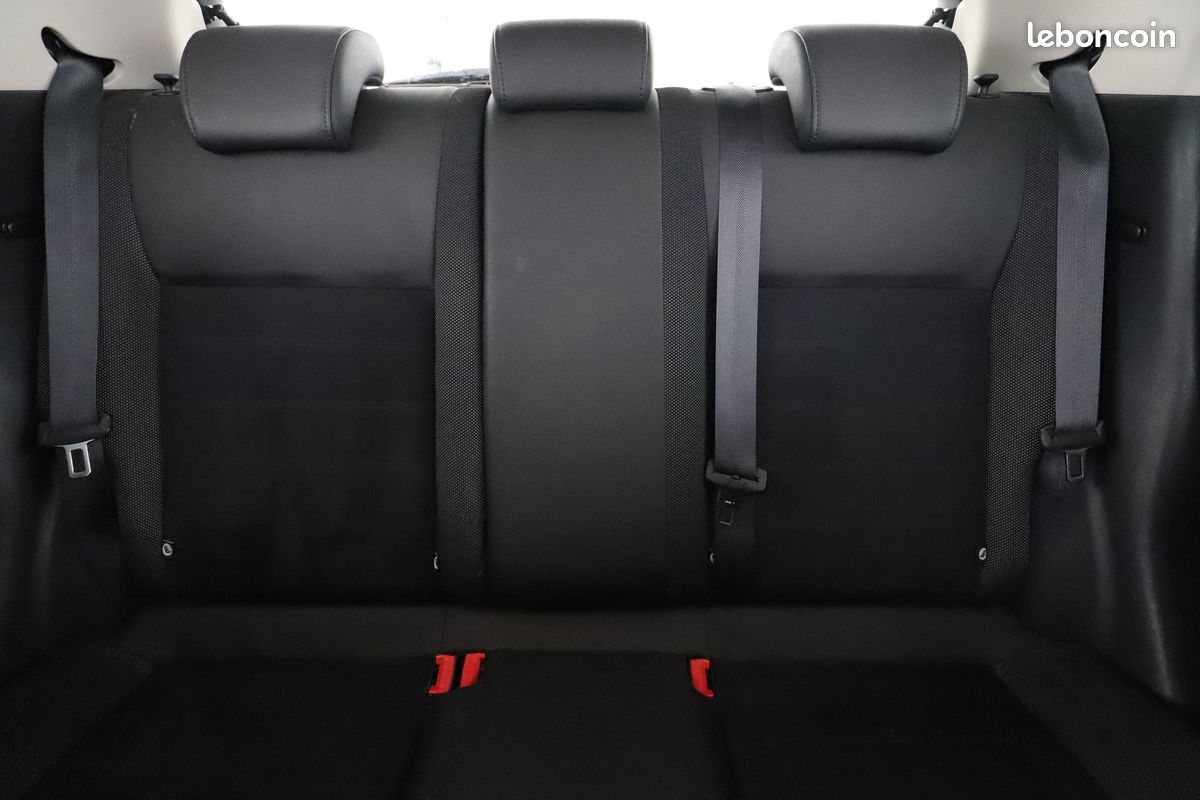 Nissan Juke 1.5 dCi N-Connecta 110 ch (image 9)