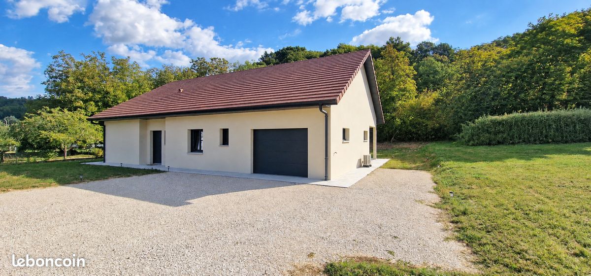 Maison 4 pièces 120 m² · à Chazey-Bons · 120 m² · 348 000 €