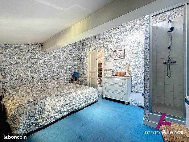Maison 8 pièces 221 m² — 14