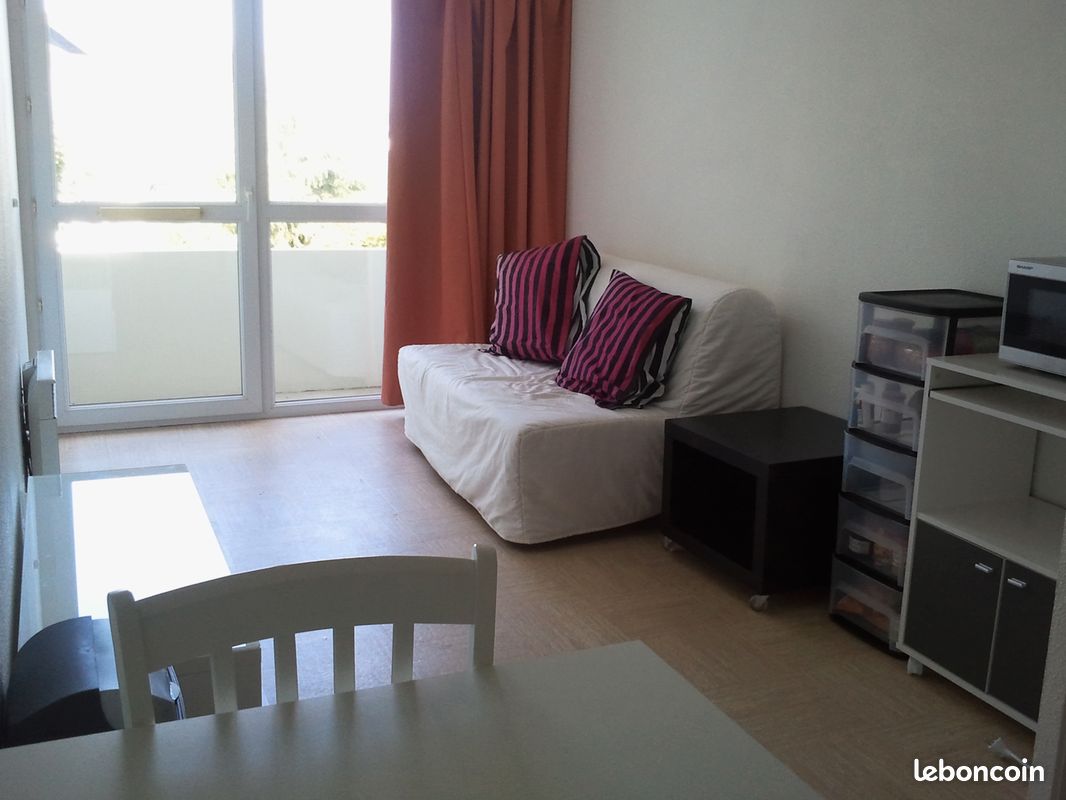 Appartement 1 pièce 19 m² · à Vannes · 19 m² · 390 €