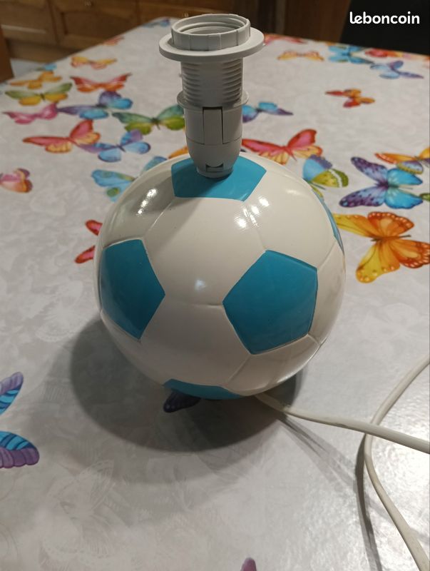 Pied de lampe (image 1)