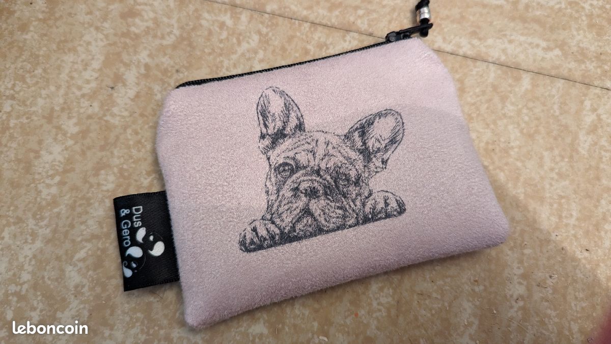 Porte monnaie chien bouledogue (image 1)