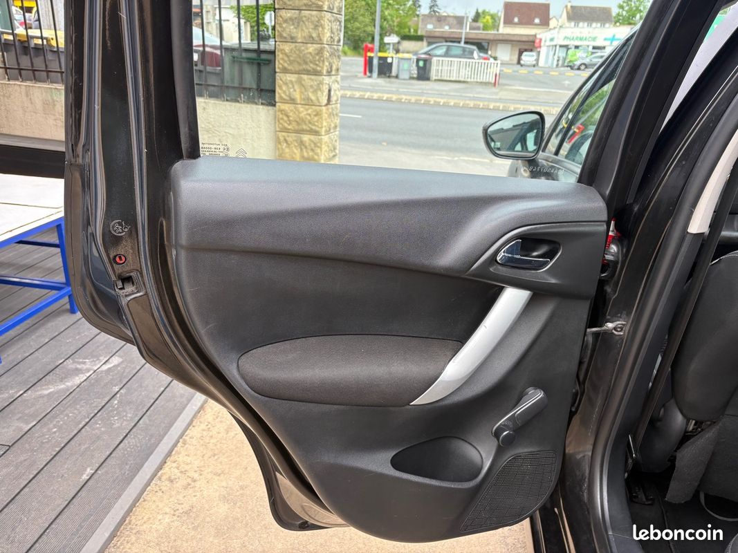 Citroën C3 1.4 VTI Confort (image 10)