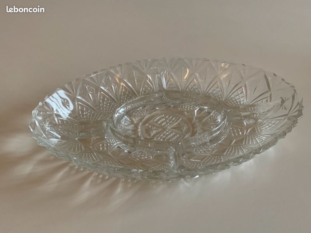 Plat apéritif ovale à 5 compartiments en verre (image 6)