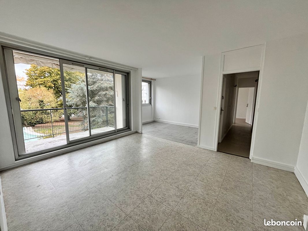 Appartement 5 pièces 77 m² · à Marly-le-Roi · 77 m² · 218 000 €