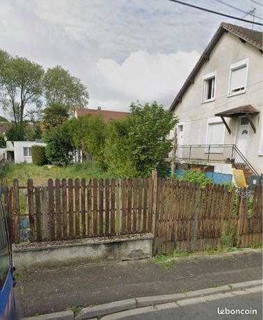 Terrain constructible 430 m² idéal pour un pavillon
