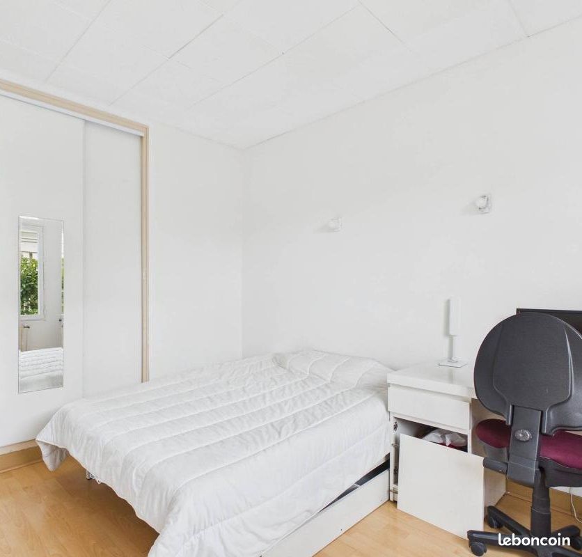 Maison 4 pièces 100 m² · à Pessac · 100 m² · 889 €/mois