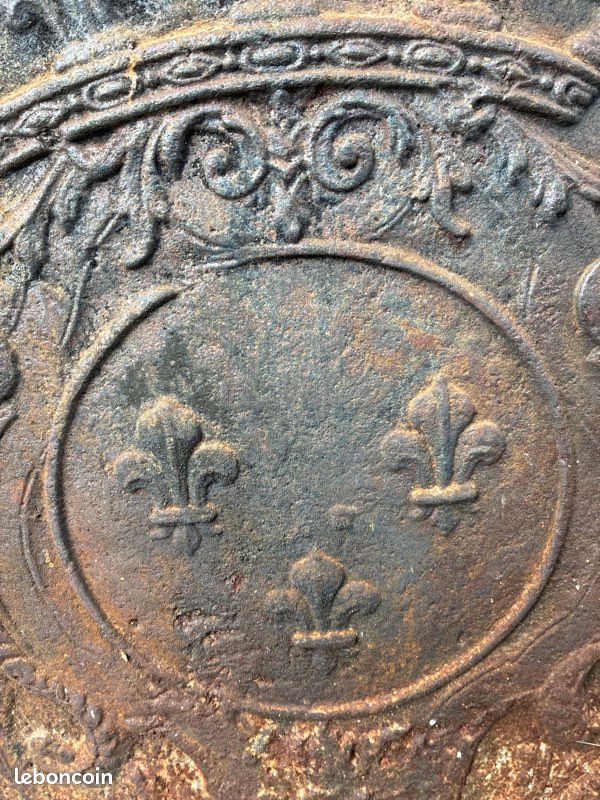 Plaque de Cheminée 'Piliers et Fleurs de Lys' n6140