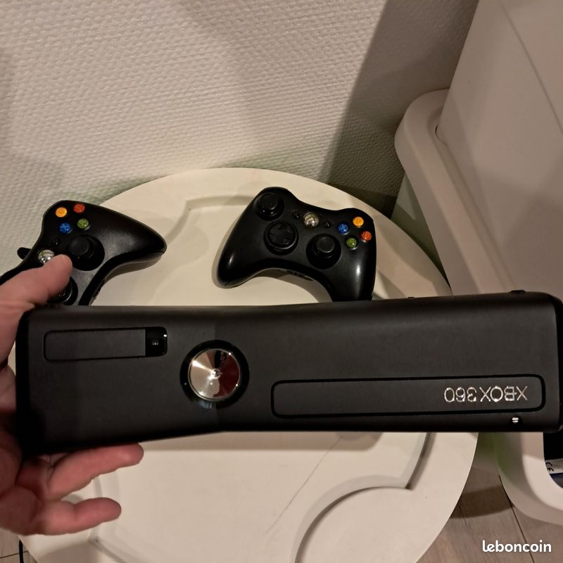 Xbox 360 (image 2)