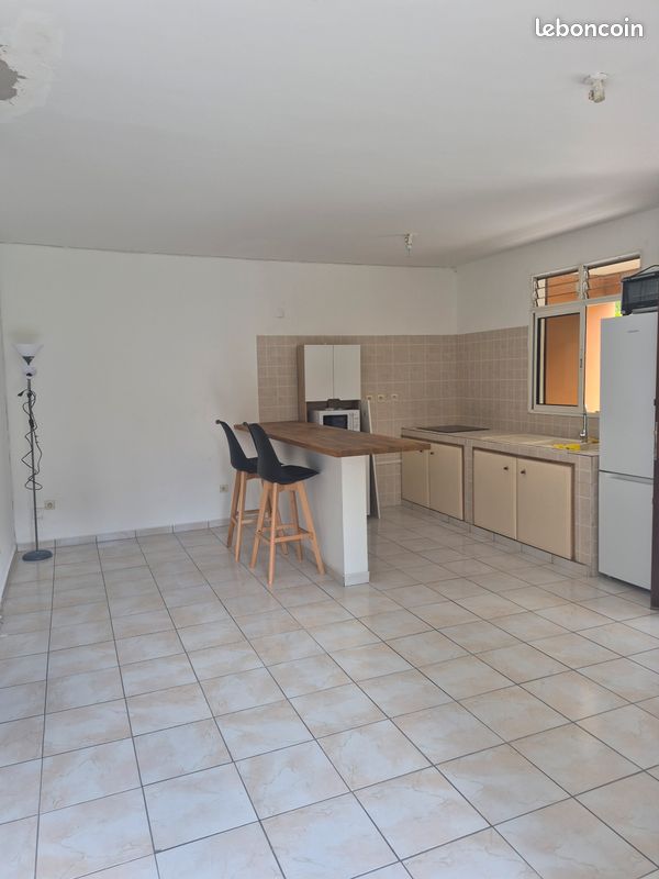 Appartement 2 pièces 60 m² · à Les Abymes · 60 m² · 710 €/mois