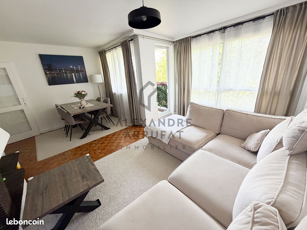 Appartement 4 pièces 82 m² · à Combs-la-Ville · 82 m² · 185 000 €