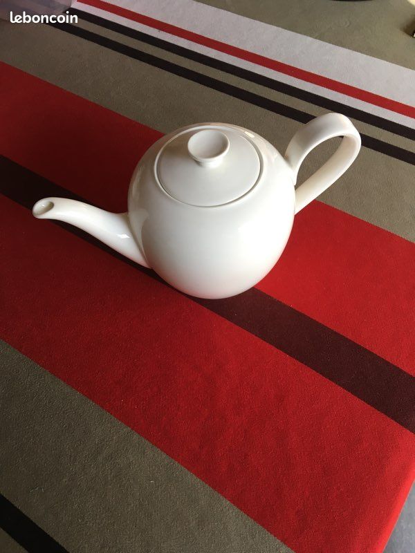 Cafetière porcelaine blanche (image 1)