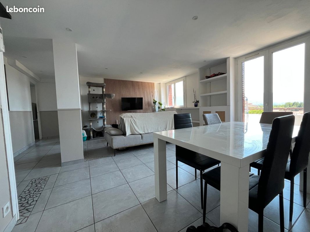 Appartement 3 pièces 64 m² · à Saint-Marcellin · 64 m² · 94 000 €