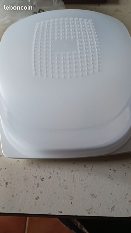 Lot petite cloche à fromage et range ustensiles Tupperware (image 3)