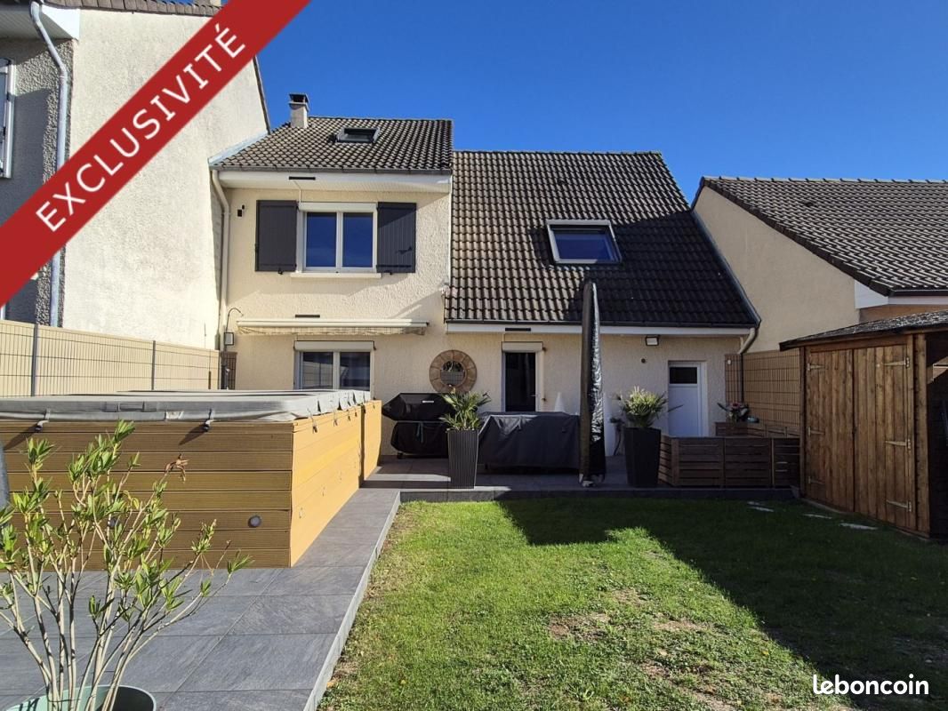 Maison 5 pièces 117 m² · à Vert-Saint-Denis · 117 m² · 364 000 €