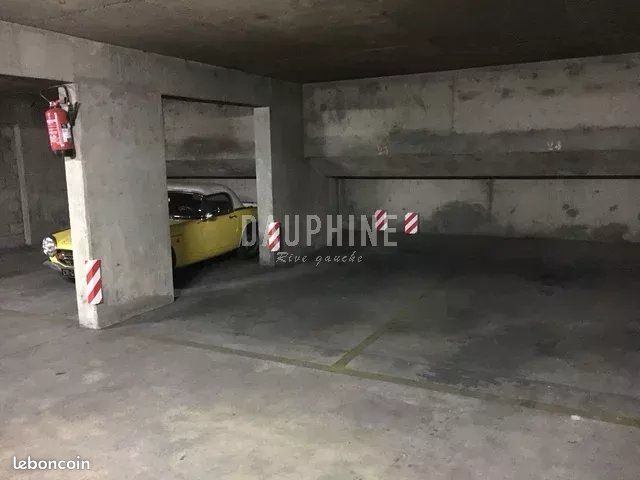 Parking 12 m² · à Paris · 12 m² · 44 000 €