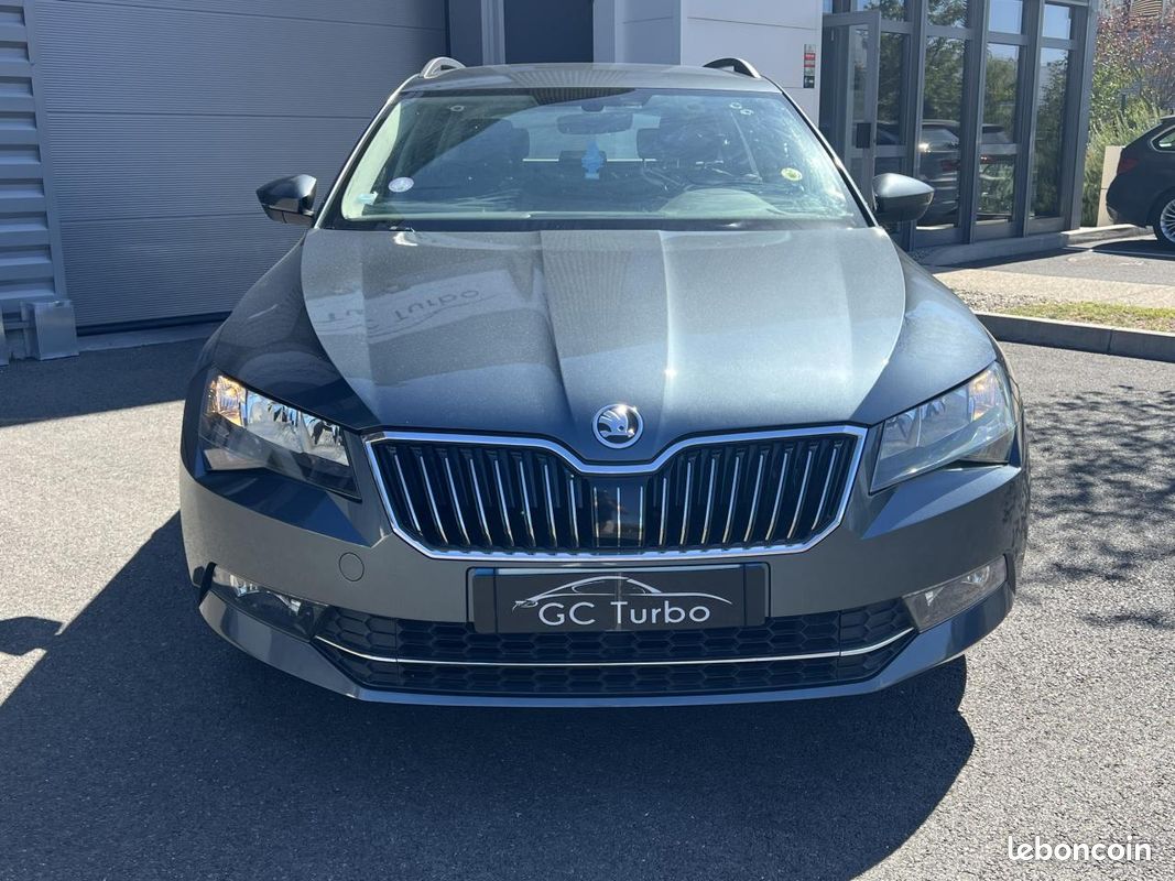 SKODA SUPERB Combi 1.4 TSI ACT - 150 (image 2)