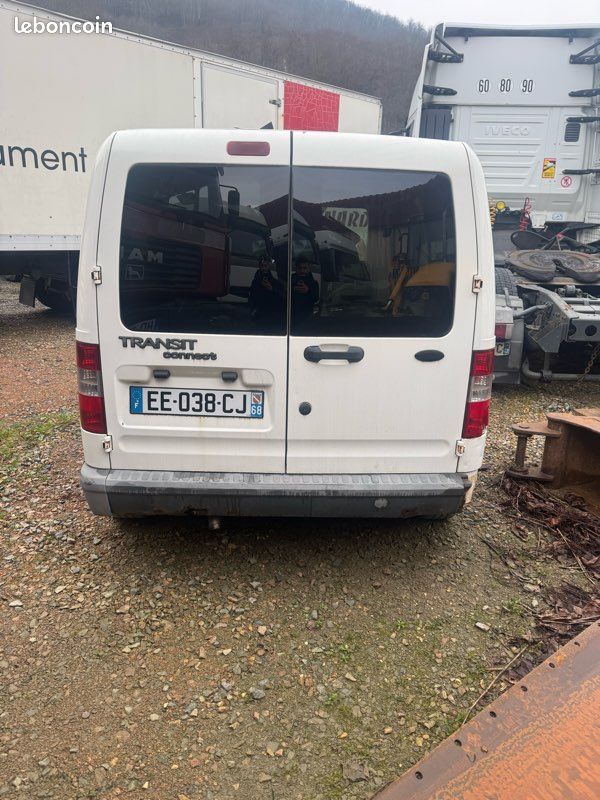 Ford transit Connect (image 3)