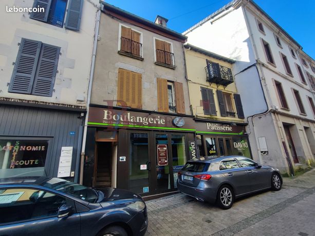 Immeuble 11 pièces 270 m²