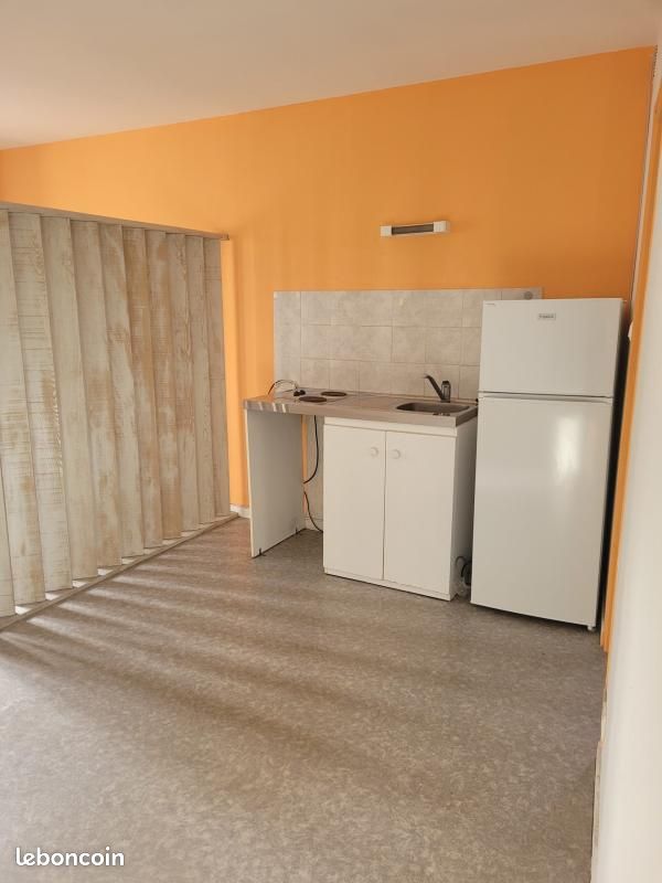 Appartement a louer lons-le-saunier - 1 pièce(s) - 25 m2 - Surfyn