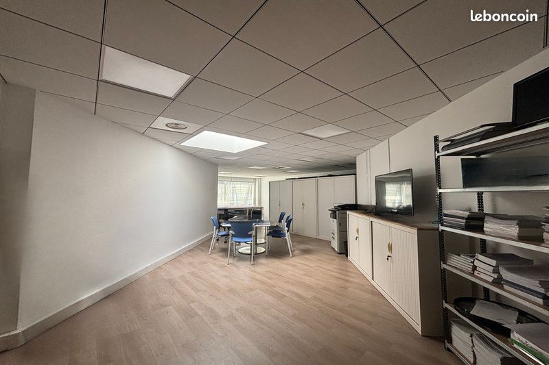 Bureaux 62 m² (image 4)